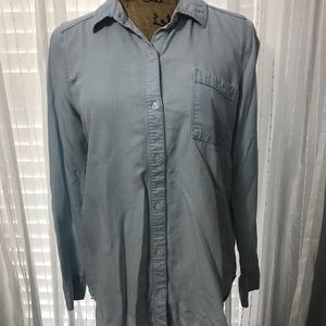 Liz Claiborne Chambray Button up Shirt